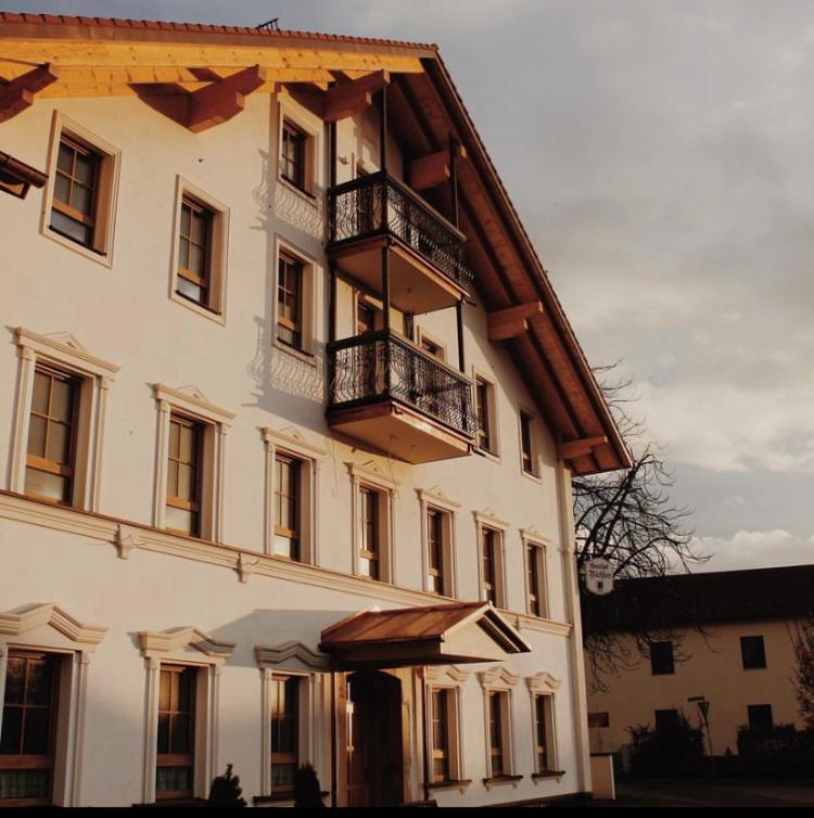 Gasthof & Hotel Bichler Emmering  Εξωτερικό φωτογραφία
